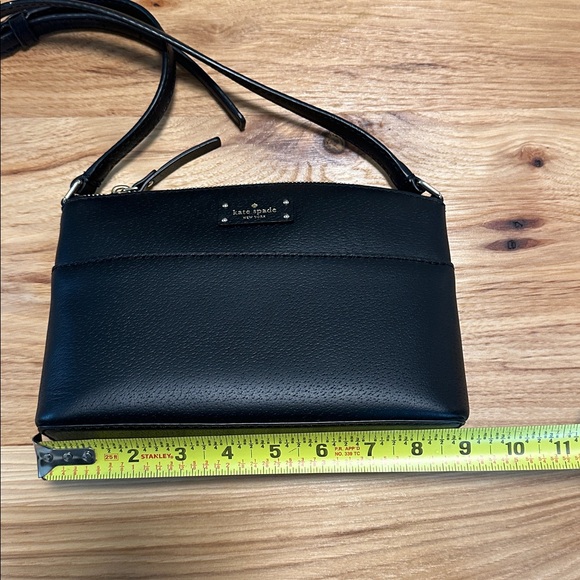Kate Spade Crossbody Bag - Picture 7 of 8